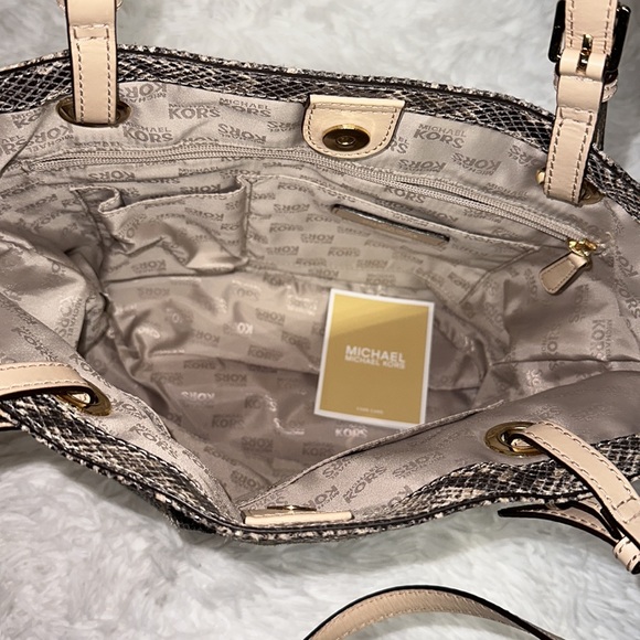 Micheal Kors Leather / Snakeskin (Python) Tote Bag - Picture 6 of 7